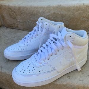 Women’s Court Vision Mid Sneaker